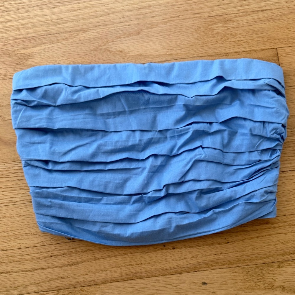Blue Strapless cropped Ruched Top